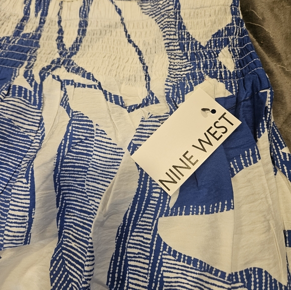 NWT Nine West floral blue & white midi smocked skirt - Picture 2 of 5